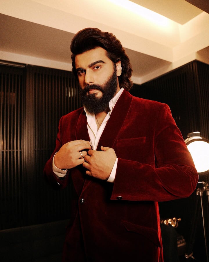 रोहित शेट्टी बॉलिवूडमध्ये ॲक्शन चित्रपटांसाठी ओळखला जातो. दिग्दर्शक त्याच्या आगामी 'सिंघम अगेन' या चित्रपटामुळे सतत चर्चेत असतो.(photo:arjunkapoor/ig)