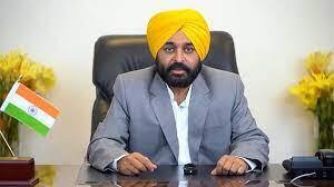 Akali Dal preparing to file another case against CM Mann CM ਮਾਨ 'ਤੇ ਅਕਾਲੀ ਦਲ ਇੱਕ ਹੋਰ ਮੁਕੱਦਮਾ ਠੋਕਣ ਦੀ ਤਿਆਰੀ 'ਚ, ਸੁਖ ਵਿਲਾਸ ਮਾਮਲੇ 'ਤੇ ਬਿਨਾ ਸ਼ਰਤ ਮੁਆਫ਼ੀ ਮੰਗਣ ਲਈ ਕਿਹਾ