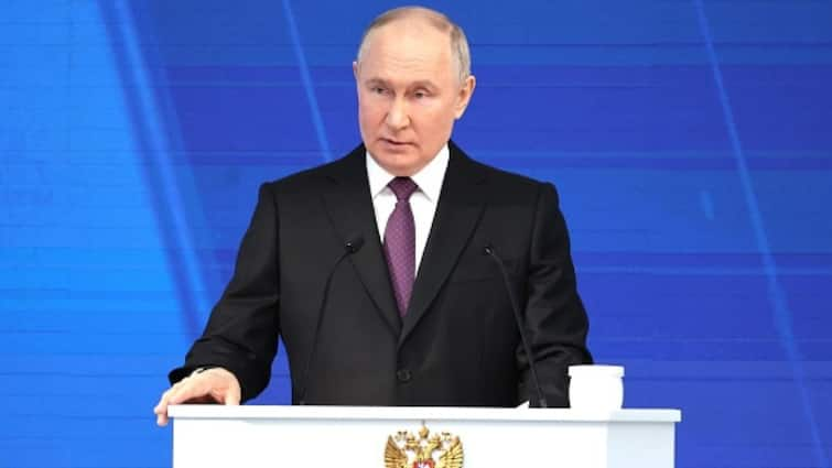 Russia Vladimir Putin Warns West Nuclear War Weapons Can Target Territory Ukraine War 'We Also Have Weapons': Putin Warns West Of Nuclear War, Says Moscow Can Hit Targets On Their Territory