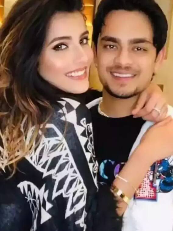 बेहद खूबसूरत है ईशान किशन की गर्लफ्रेंड अदिति हुंडिया