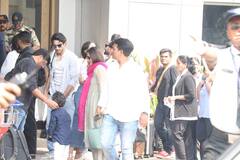 Anant-Radhika Pre Wedding: चारों बच्चों और बीवी करीना के साथ जामनगर के लिए रवाना हुए सैफ अली खान, एयरपोर्ट पर दिखा नवाबी लुक