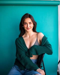 Elevate Your Spring Style With Elli AvrRam's Chic Ensemble