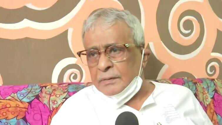 Suvendu Adhikari's Father Sisir To Not Contest From Traditional Lok Sabha Kanthi Seat, BJP Cites Old Age Suvendu Adhikari's Father Sisir Adhikari Won't Contest From Traditional Kanthi LS Seat, BJP Cites Old Age