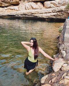 Esshanya Maheshwari: સાઉથ એક્ટ્રેસ ઈશાન્યા મહેશ્વરીએ કરાવ્યું હોટ ફોટોશૂટ, જુઓ તસવીરો