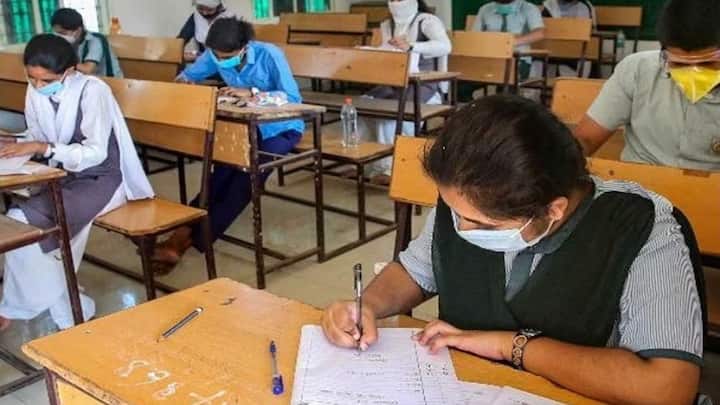 CBSE Class 10 Science Paper Analysis: 'It Was Easy And Went Very Well,' Says Students CBSE Class 10 Science Paper Analysis: 'It Was Easy And Went Very Well,' Says Students