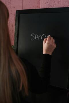 लंबे समय तक चीन के कब्जे के चलते इस देश की आदत में शामिल हो गया माफी मांगना! हर बात पर बोलते हैं सॉरी