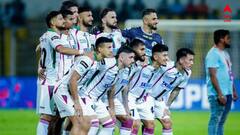 ঘরের মাঠে জামশেদপুরের বিরুদ্ধে জিতলে আজ দুইয়ে ওঠার সুযোগ মোহনবাগানের সামনে