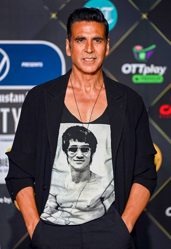 सूत्रों के मुताबिक, अक्षय कुमार को चंडीगढ़ या दिल्ली की किसी सीट से चुनाव मैदान में उतारा जा सकता है. (फाइल फोटो))