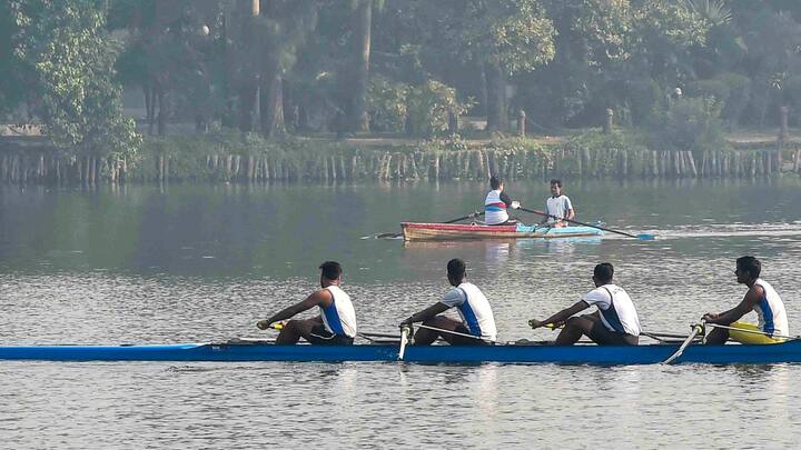 ঝড়-বৃষ্টির আশঙ্কা আগামী সপ্তাহের শুরুতেও রয়েছে।