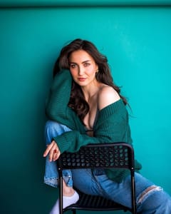 Elevate Your Spring Style With Elli AvrRam's Chic Ensemble