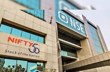 BSE, NSE will hold 2 special live trading sessions tomorrow Stock Market special session: ਭਲਕੇ BSE, NSE 2 ਵਿਸ਼ੇਸ਼ ਲਾਈਵ ਟ੍ਰੇਡਿੰਗ ਸੈਸ਼ਨ ਕਰਨਗੇ ਆਯੋਜਿਤ, ਜਾਣੋ ਡਿਟੇਲਸ