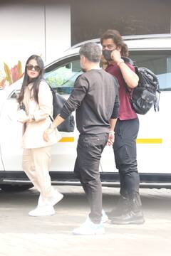 अनंत अंबानी आणि राधिका मर्चंट  प्री वेडिंग फंक्शनमध्ये सहभागी होणार धोनी; फोटो आले समोर!