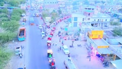 Rajasthan: न महंगी गाड़ी न ही घोड़ा-हाथी...101 ट्रैक्टरों पर बारात लेकर निकला सरपंच दूल्हा, देखें तस्वीरें