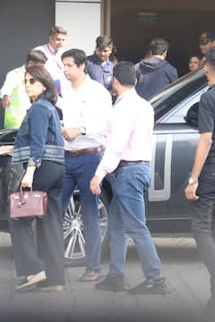 Anant Ambani Radhika Merchant : आलिया - रणबीरसह राहा पोहचले राधिका- अनंतच्या प्री वेडिंगच्या फंक्शनसाठी!