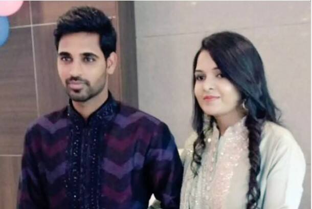 ਭੁਵਨੇਸ਼ਵਰ ਕੁਮਾਰ ਨੇ ਇਕ ਯੂ-ਟਿਊਬ ਸ਼ੋਅ 'ਚ ਦੱਸਿਆ ਸੀ ਕਿ ਨੂਪੁਰ ਉਨ੍ਹਾਂ ਦੀ ਕਾਲੋਨੀ 'ਚ ਰਹਿੰਦੀ ਸੀ। ਪਰ ਪਰਿਵਾਰ ਉਨ੍ਹਾਂ ਦੇ ਪ੍ਰੇਮ ਸਬੰਧਾਂ ਤੋਂ ਅਣਜਾਣ ਸੀ।