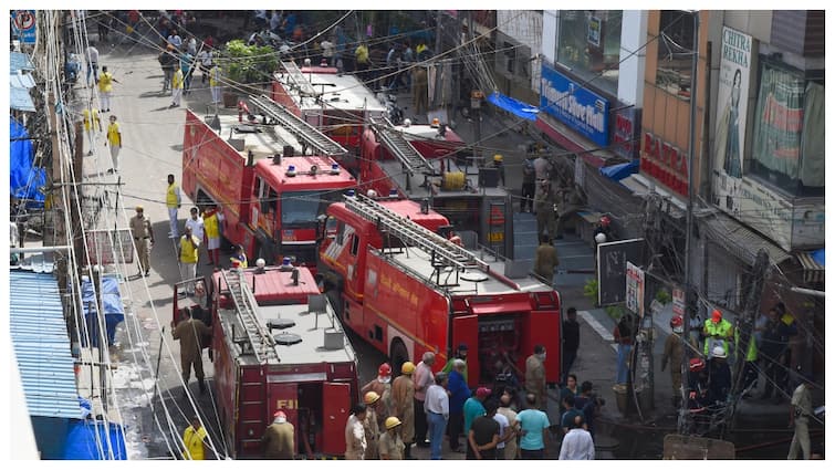 Bengaluru: At Least 4 Wounded In Blast At Rameshwaram Cafe Bengaluru: At Least 5 Wounded In Suspected Gas Cylinder Blast At Rameshwaram Cafe