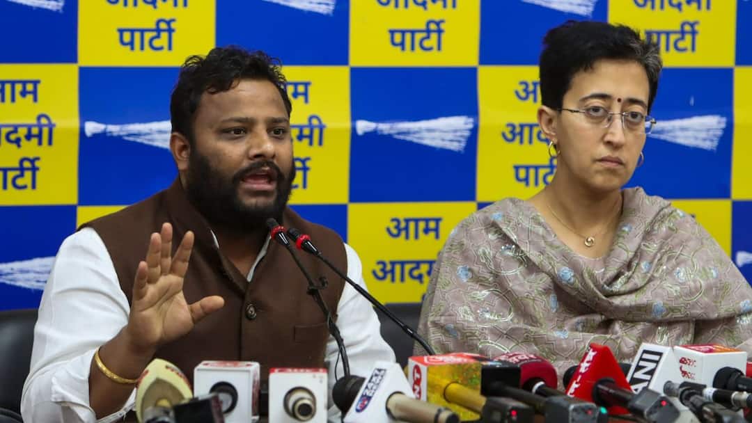 BJP MP Gautam Gambhir Requests Release from Political Duties AAP Says Gambhir Did Nothing For East Delhi 'Gautam Gambhir Did Nothing For East Delhi': AAP As Cricketer Urges BJP To Relieve Him From Politics