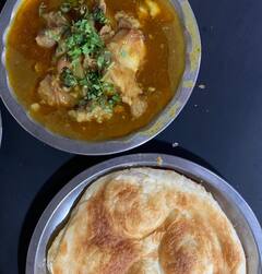 लखनऊ जाएं तो गलती से भी खाना न भूलें ये लज़ीज़ पकवान, वरना पछताएंगे