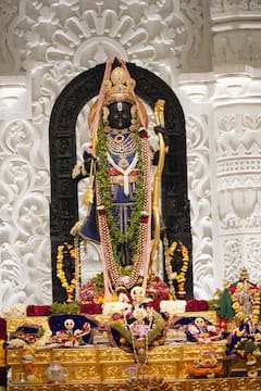 Gujarat CM Bhupendra Patel Offers Prayers At Ayodhya Ram Mandir With His Ministers — IN PICS