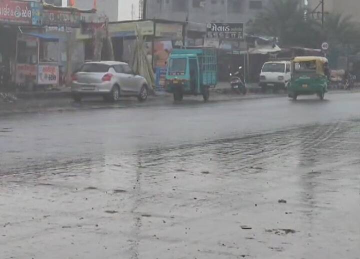 According to the forecast of the meteorological department, the rain started in Patan Dwarka from morning Unseasonal rain Update: વરસાદની આગાહી વચ્ચે દ્રારકા સહિત આ જિલ્લામાં વરસ્યો કમોસમી વરસાદ