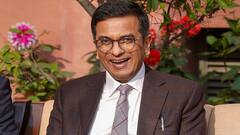 बंगला, गाड़ी और नौकर-चाकर के साथ CJI डी वाई चंद्रचूड़ को मिलती है कितनी सैलरी? जानें