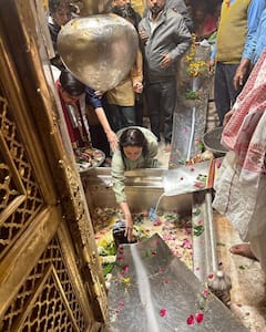 Tamannaah Bhatia : కాశీ విశ్వనాథుడి సన్నిధిలో తమన్నా!