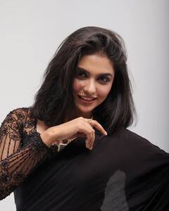 Mamitha Baiju Photos: ట్రేడిషనల్‌ లుక్‌లో ఫిదా చేసిన 'ప్రేమలు' నటి మమిత బైజు - ఫొటోలు వైరల్‌