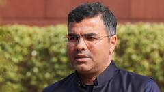 दिल्ली: पिता थे सीएम, खुद दो बार रहे सांसद, BJP ने काटा प्रवेश वर्मा का टिकट