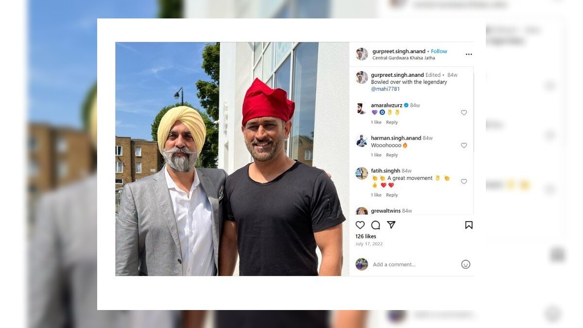 Fact Check: 2-Year-Old Photo Of MS Dhoni At Gurudwara Falsely Linked With Farmers' Protest