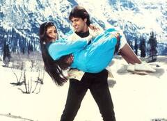 90's की इस खूबसूरत एक्ट्रेस से गोविंदा करना चाहते थे शादी, लेकिन एक फोन कॉल और अधूरी रह गई चाहत, पहचाना क्या?