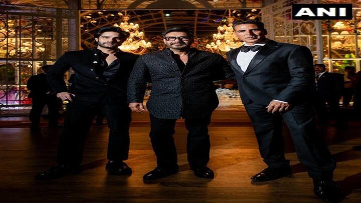 અક્ષય કુમાર, અજય દેવગને પણ  જામનગરમાં અનંત અંબાણી અને રાધિકા મર્ચન્ટની ત્રણ દિવસીય પ્રિ-વેડિંગ સેલિબ્રેશનમાં પોઝ આપ્યો હતો.