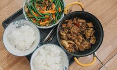 Health Tips : रात्रीचे जेवण केव्हा आणि किती लवकर खावे ते जाणून घ्या !