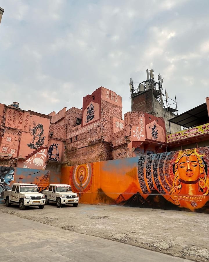 The 'Bhola Shankar' fame actress shared several pictures of wall murals, showing graphic artwork of Lord Shiva, Ganesha, and Hanuman.
