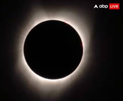 ਮਾਰਚ ਦਾ ਮਹੀਨਾ ਸ਼ੁਰੂ ਹੋਣ ਵਾਲਾ ਹੈ ਅਤੇ ਮਾਰਚ ਮਹੀਨੇ ਵਿੱਚ ਕਈ ਤਿਉਹਾਰ ਹੋਣ ਜਾ ਰਹੇ ਹਨ। ਇਸ ਦੇ ਨਾਲ ਹੀ ਸਾਲ ਦਾ ਪਹਿਲਾ ਗ੍ਰਹਿਣ ਮਾਰਚ ਮਹੀਨੇ ਵਿੱਚ ਲੱਗਣ ਵਾਲਾ ਹੈ। ਸਾਲ 2024 ਦਾ ਪਹਿਲਾ ਗ੍ਰਹਿਣ ਮਾਰਚ 2024 ਵਿੱਚ ਲੱਗੇਗਾ। ਇਹ ਪਹਿਲਾ ਗ੍ਰਹਿਣ ਚੰਦਰ ਗ੍ਰਹਿਣ ਹੋਵੇਗਾ।