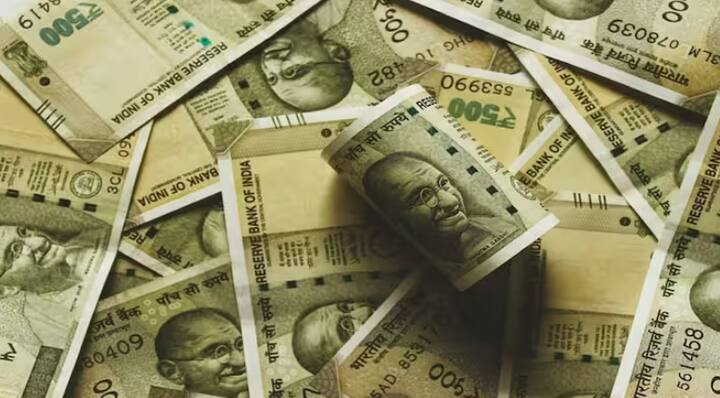 International Women's Day 2024: ਜੇ ਔਰਤਾਂ ਥੋੜੇ ਸਮੇਂ ਵਿੱਚ ਚੰਗਾ ਰਿਟਰਨ ਪ੍ਰਾਪਤ ਕਰਨਾ ਚਾਹੁੰਦੀਆਂ ਹਨ, ਤਾਂ ਉਹ ਪੋਸਟ ਆਫਿਸ ਵੂਮੈਨ ਸੇਵਿੰਗ ਸਕੀਮ ਵਿੱਚ ਨਿਵੇਸ਼ ਕਰਕੇ ਮਜ਼ਬੂਤ ​​ਰਿਟਰਨ ਪ੍ਰਾਪਤ ਕਰ ਸਕਦੀਆਂ ਹਨ।