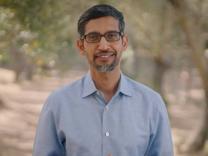 गूगल को लेकर ये भी आरोप लग रहे हैं कि कंपनी आधे-अधूरे प्रॉडक्ट्स बाजार में लॉन्च कर रही है. इस कारण सीईओ पिचाई को हटाने की मांग जोर पकड़ रही है.