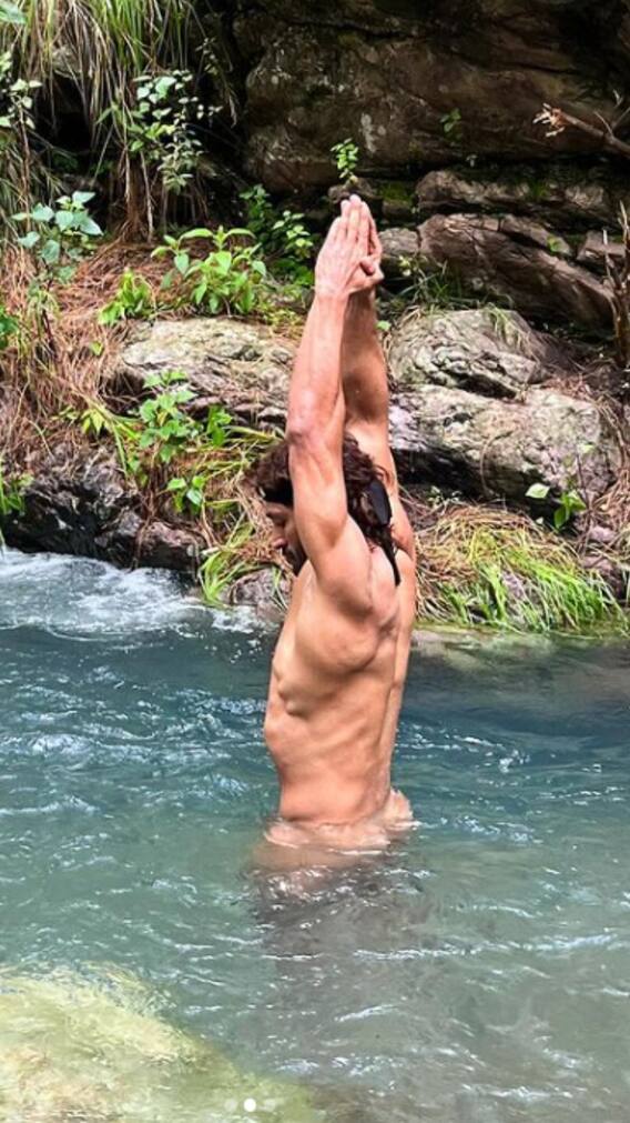 बॉलीवुड का ये टॉप एक्शन हीरो कभी था सलमान की फिल्म में बैकग्राउंड डांसर!