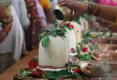 Mahashivratri 2024: ਮਹਾਂਸ਼ਿਵਰਾਤਰੀ ਵਾਲੇ ਦਿਨ ਸ਼ਿਵਲਿੰਗ ‘ਤੇ ਇਦਾਂ ਚੜ੍ਹਾਓ ਬੇਲਪੱਤਾ, ਜਾਣੋ ਸਹੀ ਤਰੀਕਾ