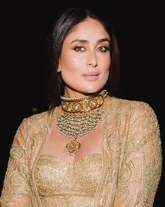 Kareena- Alia Pics: गोल्डन गर्ल बन इंटरनेट पर छाईं करीना कपूर...तो भाभी आलिया का लहंगे में दिखा देसी लुक, एक्ट्रेस ने शेयर की तस्वीरें