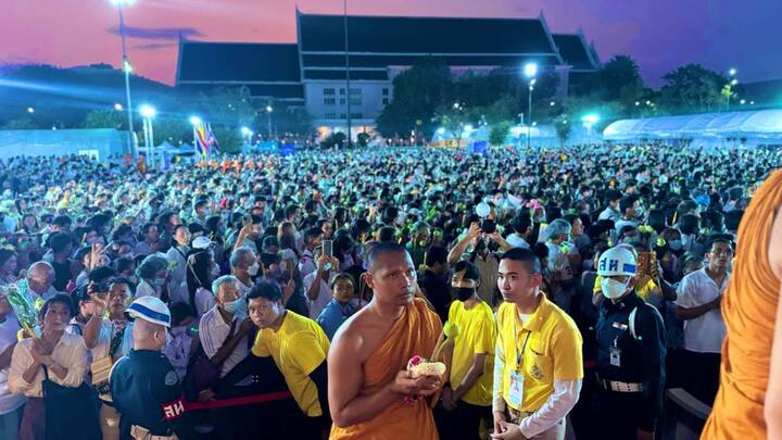 Bihar Governor Rajendra Vishwanath Arlekar handed over the Lord Buddha relics to Thai Prime Minister Srettha Thavisin, while those of Arahants Sariputra and Maha Maudgalayana were handed over by Union Minister Virendra Kumar to Thai Deputy Prime Minister Somsak Thepsutin and Thai Culture Minister. X/@DrSJaishankar