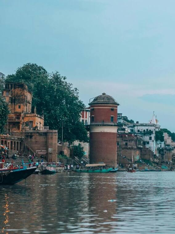 बनारस को कितने नामों से जाना जाता है