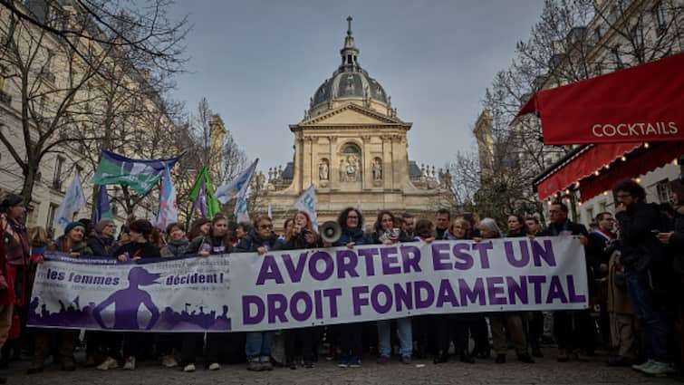 France Holds Vote To Make Abortion Constitutional Right France Holds Vote To Make Abortion Constitutional Right