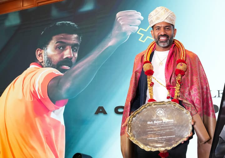 ২০১৭ সালে ফরাসি ওপেনে মিক্সড ডাবলসে চ্যাম্পিয়ন হয়েছিলেন বোপন্না।