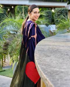 Guess Who: पांचवीं पास...लेकिन एक्टिंग में बेमिसाल रही ये बच्ची...90s में खूब मचाया था बवाल, पहचाना ?