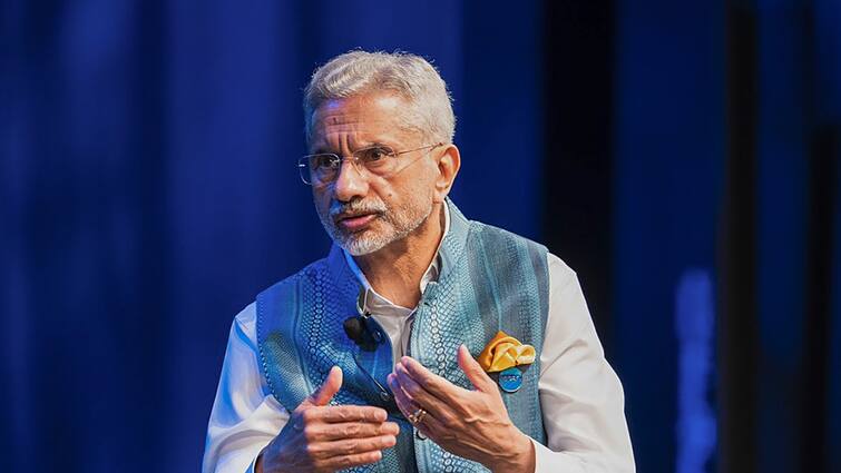 ‘बिग बुली 4.5 अरब डॉलर नहीं देते…’, विदेश मंत्री जयशंकर ने क्यों कहा ऐसा? ‘बिग बुली 4.5 अरब डॉलर नहीं देते…’, विदेश मंत्री जयशंकर ने क्यों कहा ऐसा?