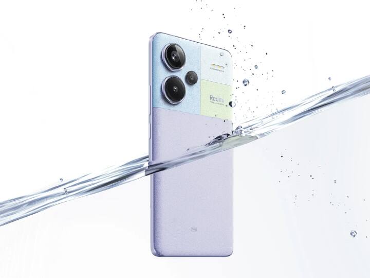 अगला फोन Redmi Note 13 Pro+ 5G है. यह फोन 120Hz रिफ्रेश रेट को सपोर्ट करता है और इसमें 12 GB RAM और 512GB तक इंटरनल स्टोरेज मिलता है. फोन में 5000mAh की बैटरी के साथ 120W फास्ट चार्जिंग फीचर मिलता है. फोन की कीमत 31 हजार 999 से शुरु होती है.