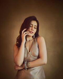 Raashii Khanna Photos : நடிகை ராஷி கன்னாவின் அழகிய புகைப்படங்கள்!