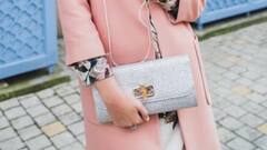 women's Day पर दे अपनी पत्नी को ये खास गिफ्ट, खुशी से लगा लेगी गले