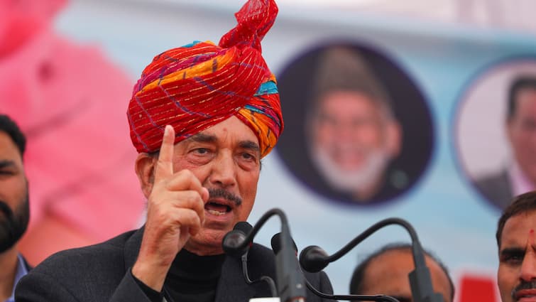 Ghulam Nabi Azad To PM Narendra Modi Jammu Kashmir Development Electricity Lok Sabha Election 2024 Jammu Kashmir News: पीएम मोदी के घाटी दौरे को लेकर गुलाम नबी आजाद की प्रतिक्रिया? जानें क्या मांग की