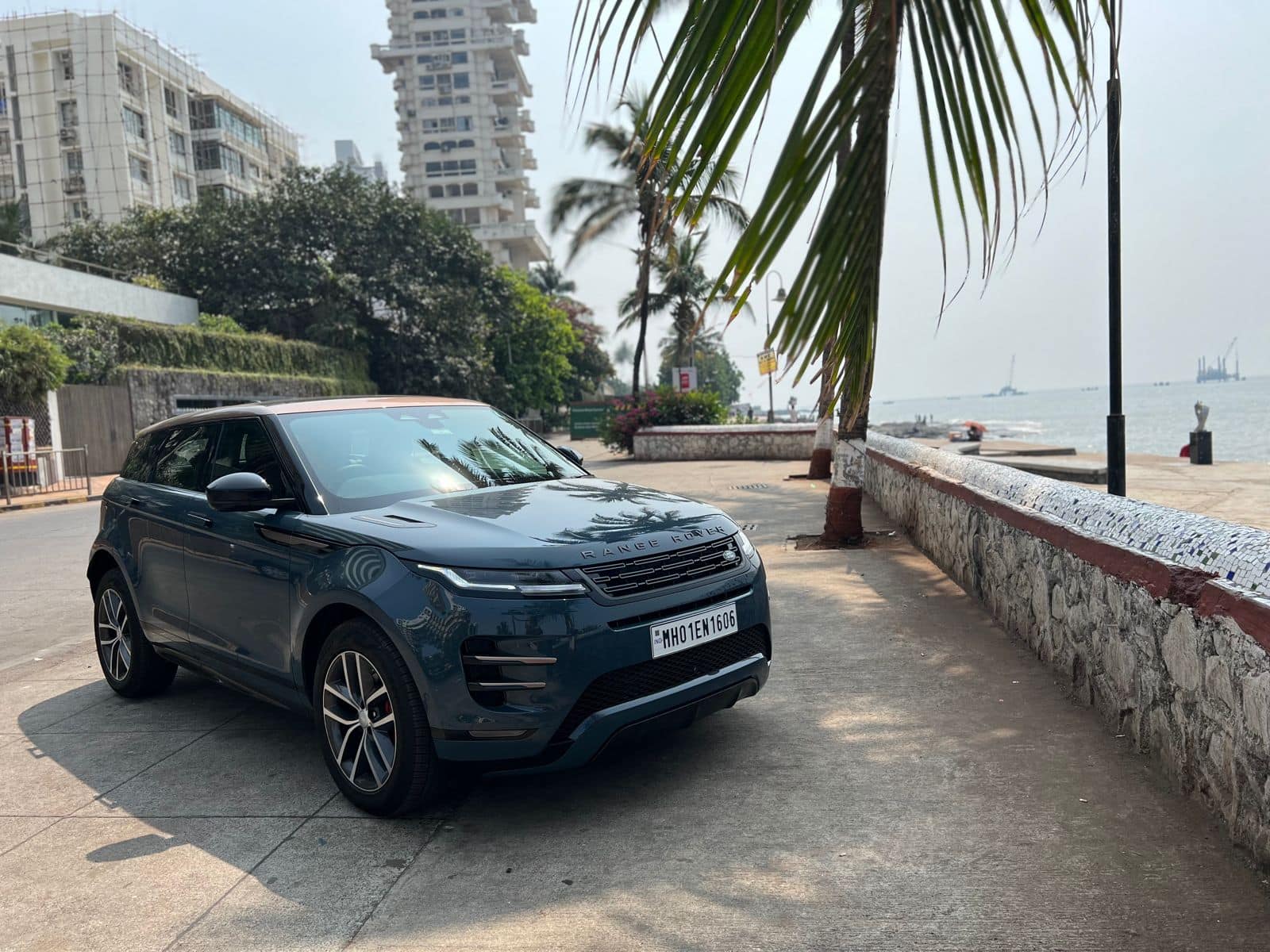 2024 Land Rover Evoque: देखिए 2024 लैंड रोवर इवोक फेसलिफ्ट का रिव्यू, बेहतरीन स्टाइलिंग के साथ टफ परफार्मेंस